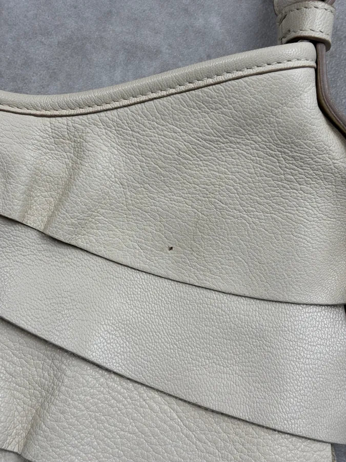 Yves Saint Laurent Cream Leather Ruffle Handle Bag yrLXTJd 10