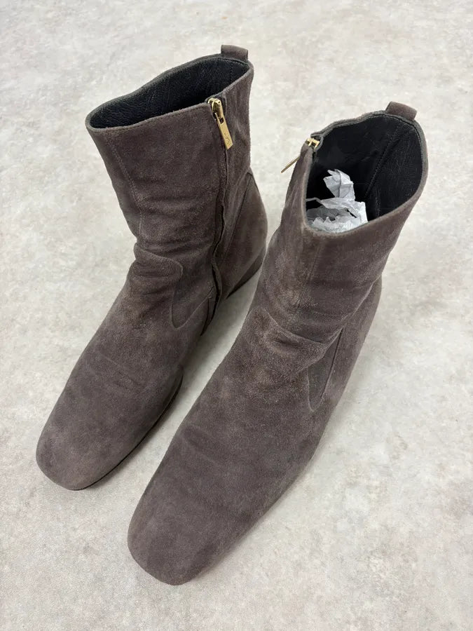 Yves Saint Laurent Grey Suede Ankle Boots aftmRra 4