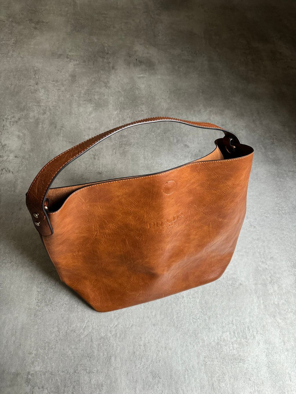 バッグ 90s old prada hand bag brown archive 1990s Prada Brown バッグ 90s old prada hand bag brown archive 1990s Prada Brown