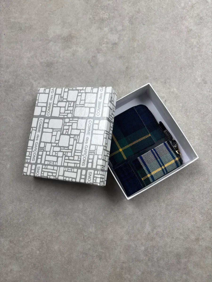 Comme des Garçons Dark Green Canvas Tartan Patchwork Zip-Around Wallet zXGuRfZB 1