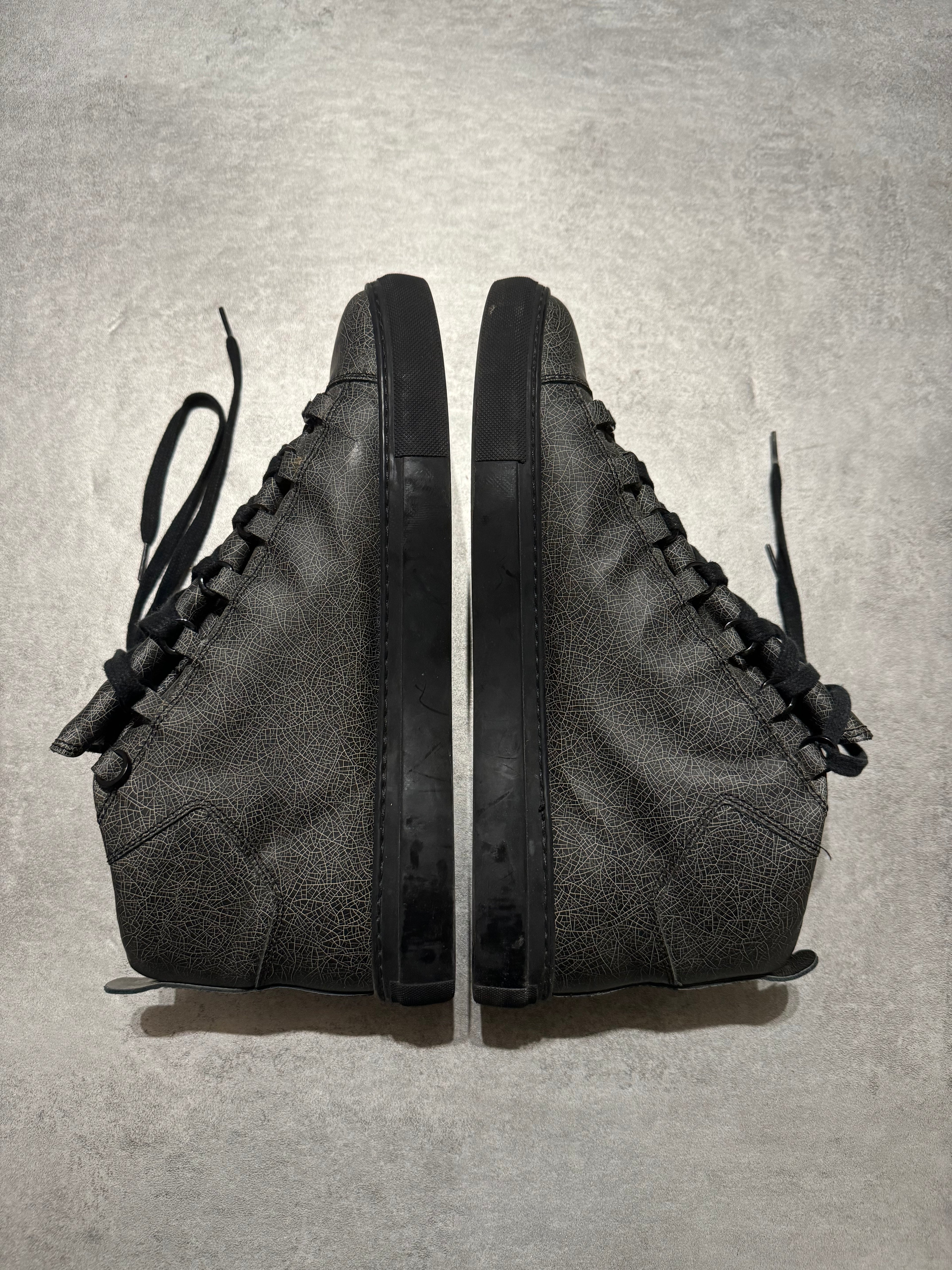 Balenciaga Arena High Cracked Grey Print Sneakers (45) - 3