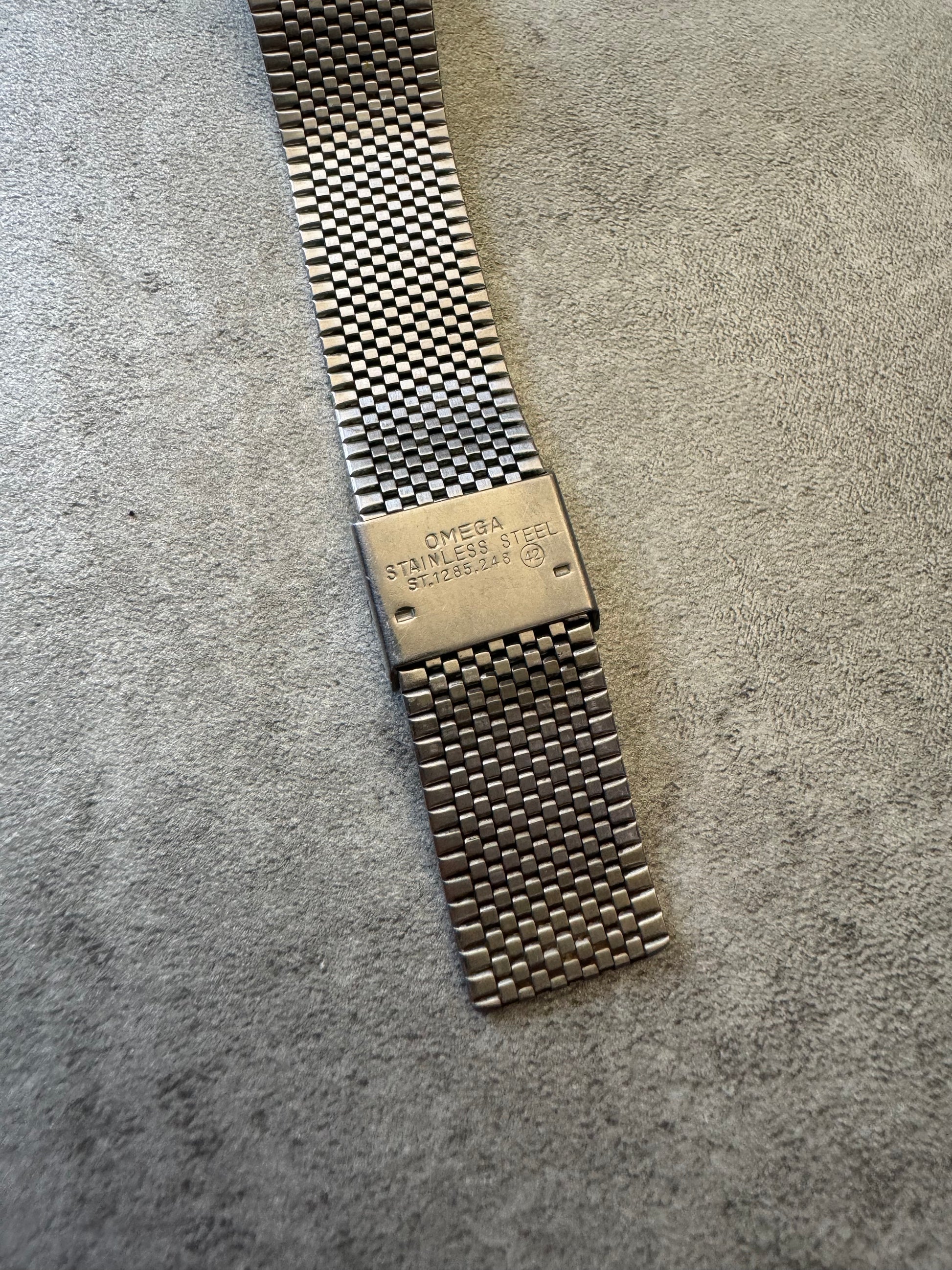 1970s Omega De Ville cal 1325 Silver Watch (OS) - 4