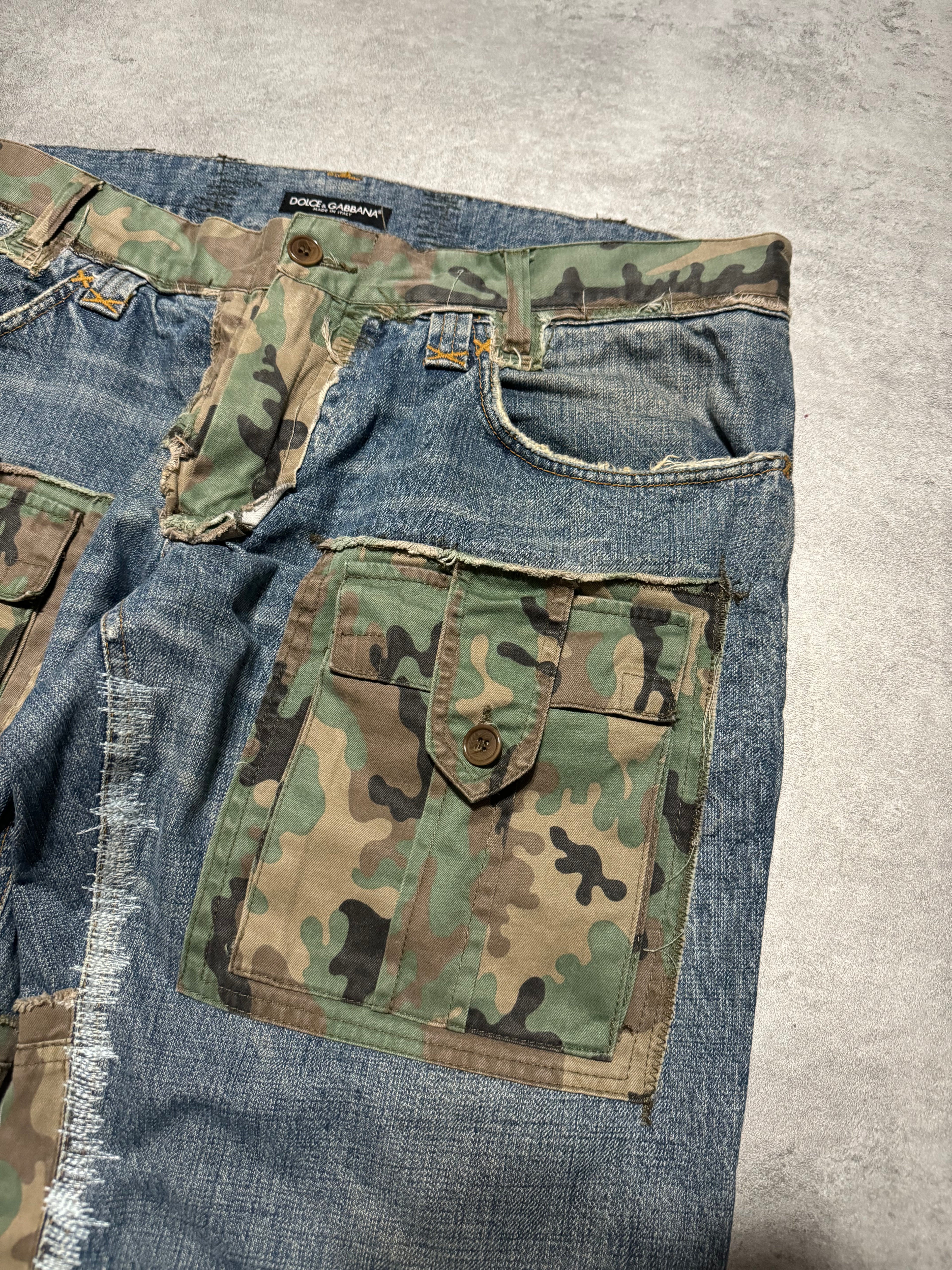 FW2005 Dolce & Gabbana Hybride Camo Multi Pockets Rebel Denim Jeans (XL) - 8