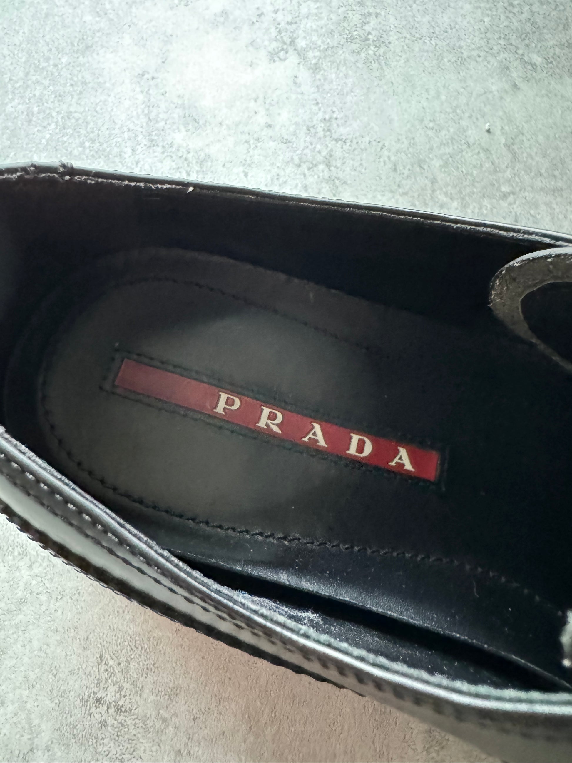 Prada Black Leather Derby Shoes  (42) - 6