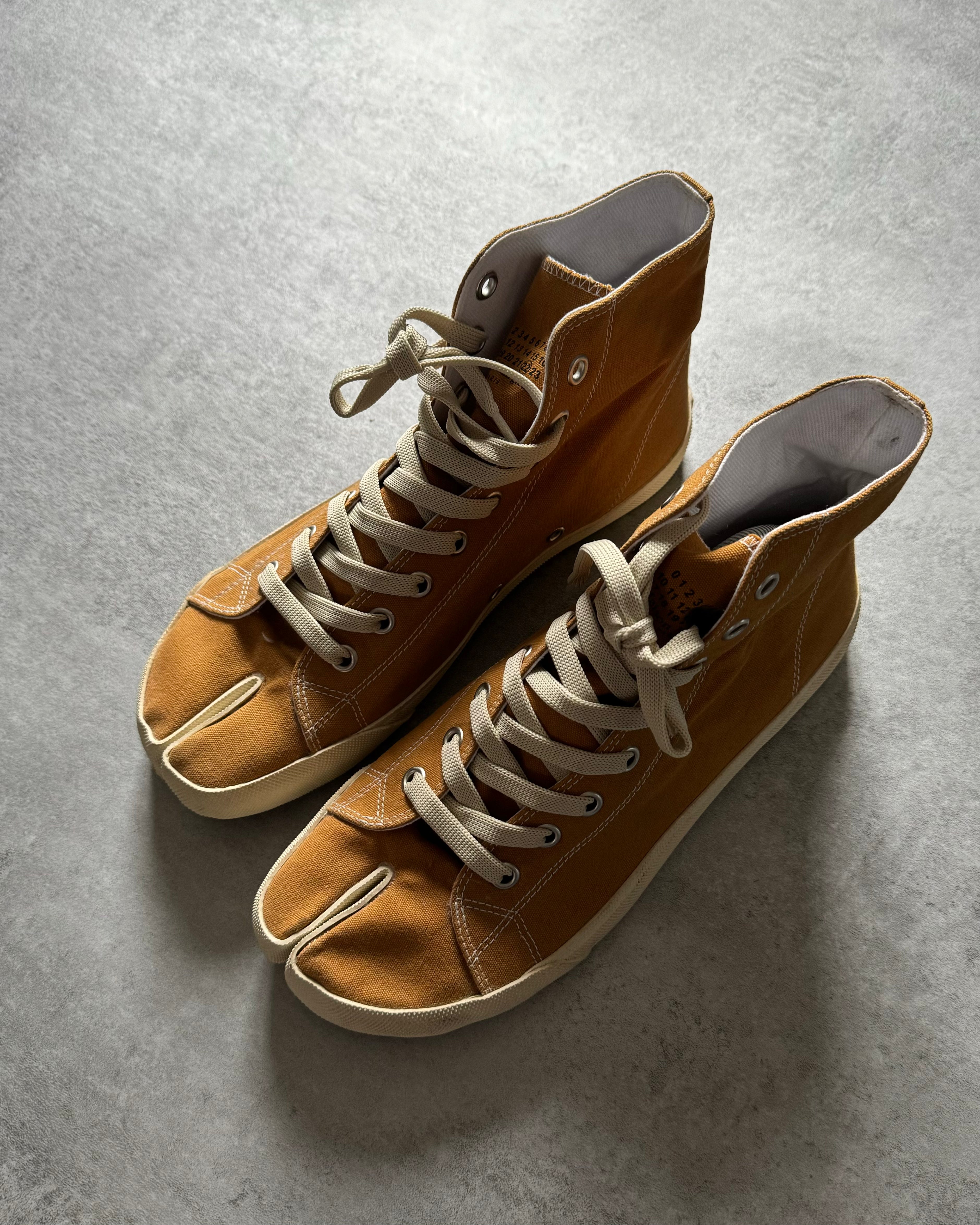 Maison Margiela High Tabi Orange Fabric (43eu/us9,5) – Dolce Vita Hub