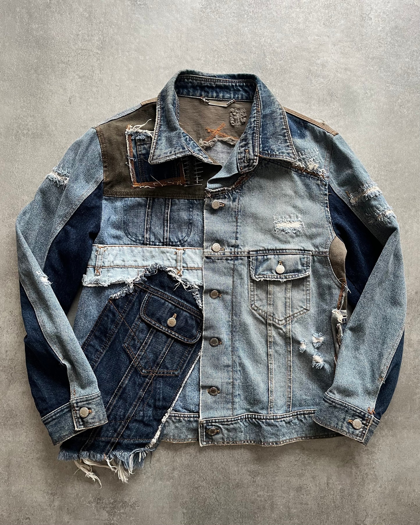 2000s' Dolce & Gabbana Destructured Patchwork Denim Jacket (M/L) (L) - 3