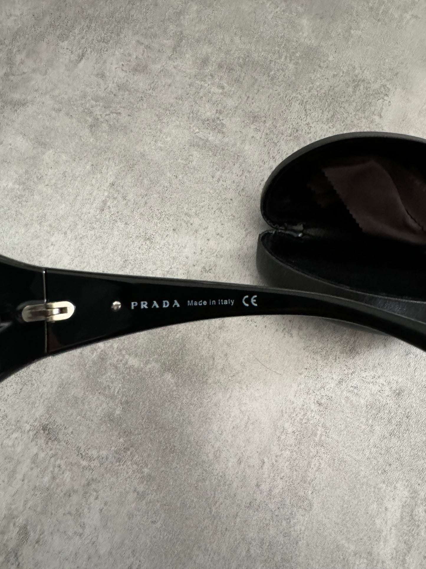 2000s Prada Pure Black Sunglasses (OS) - 6