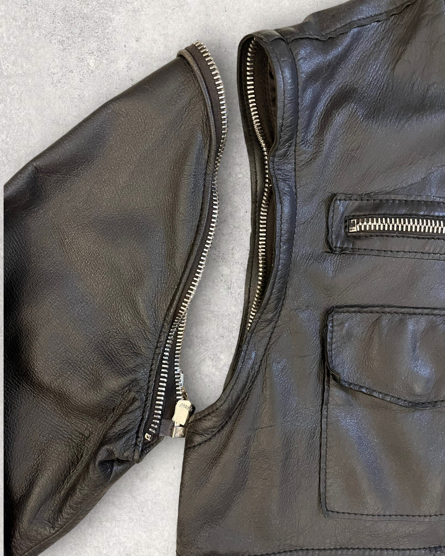 00s Dolce & Gabbana Leather Jacket with Detachable Arms (L)