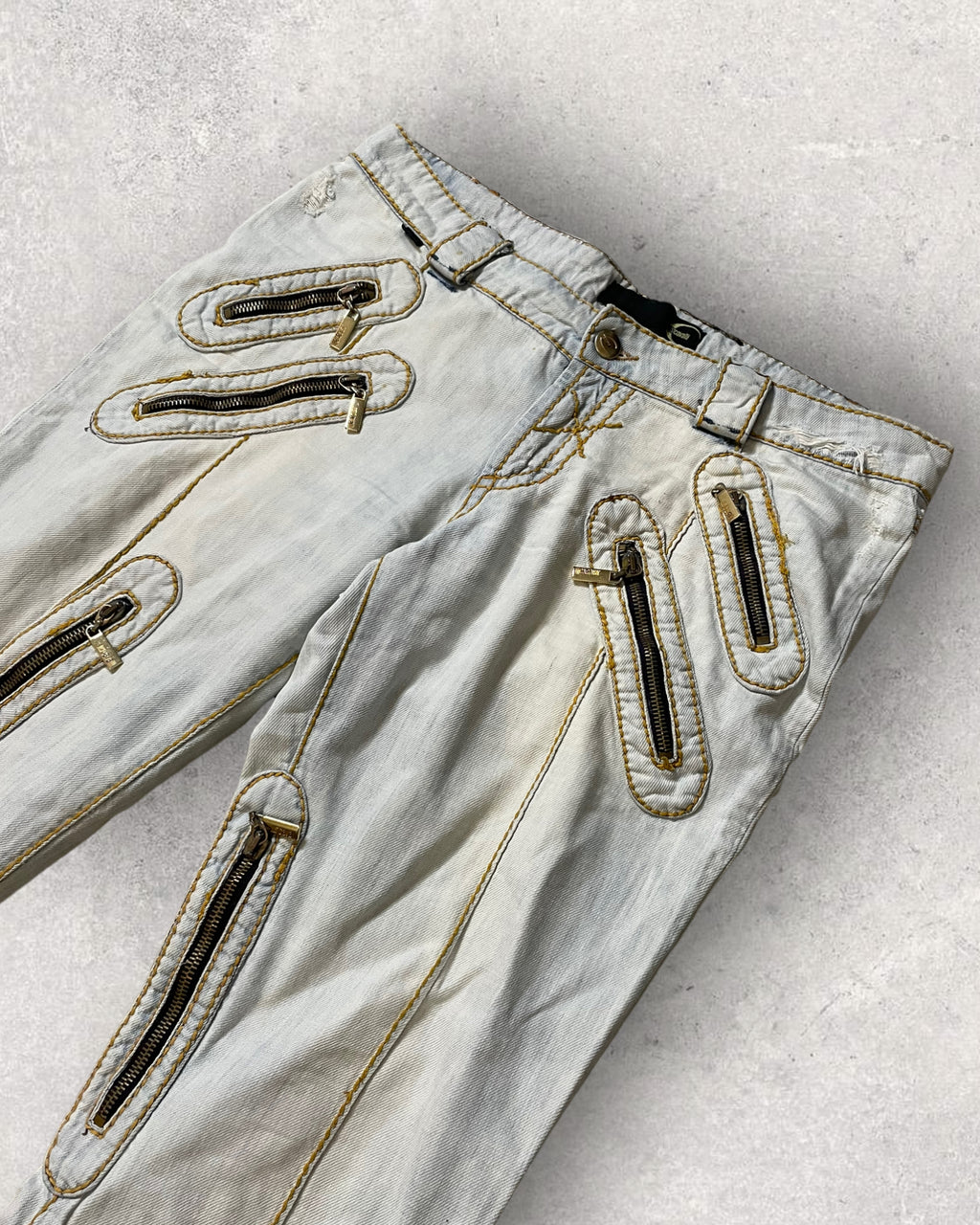 ジャスト カヴァリ バイカー ホワイト ジーンズ