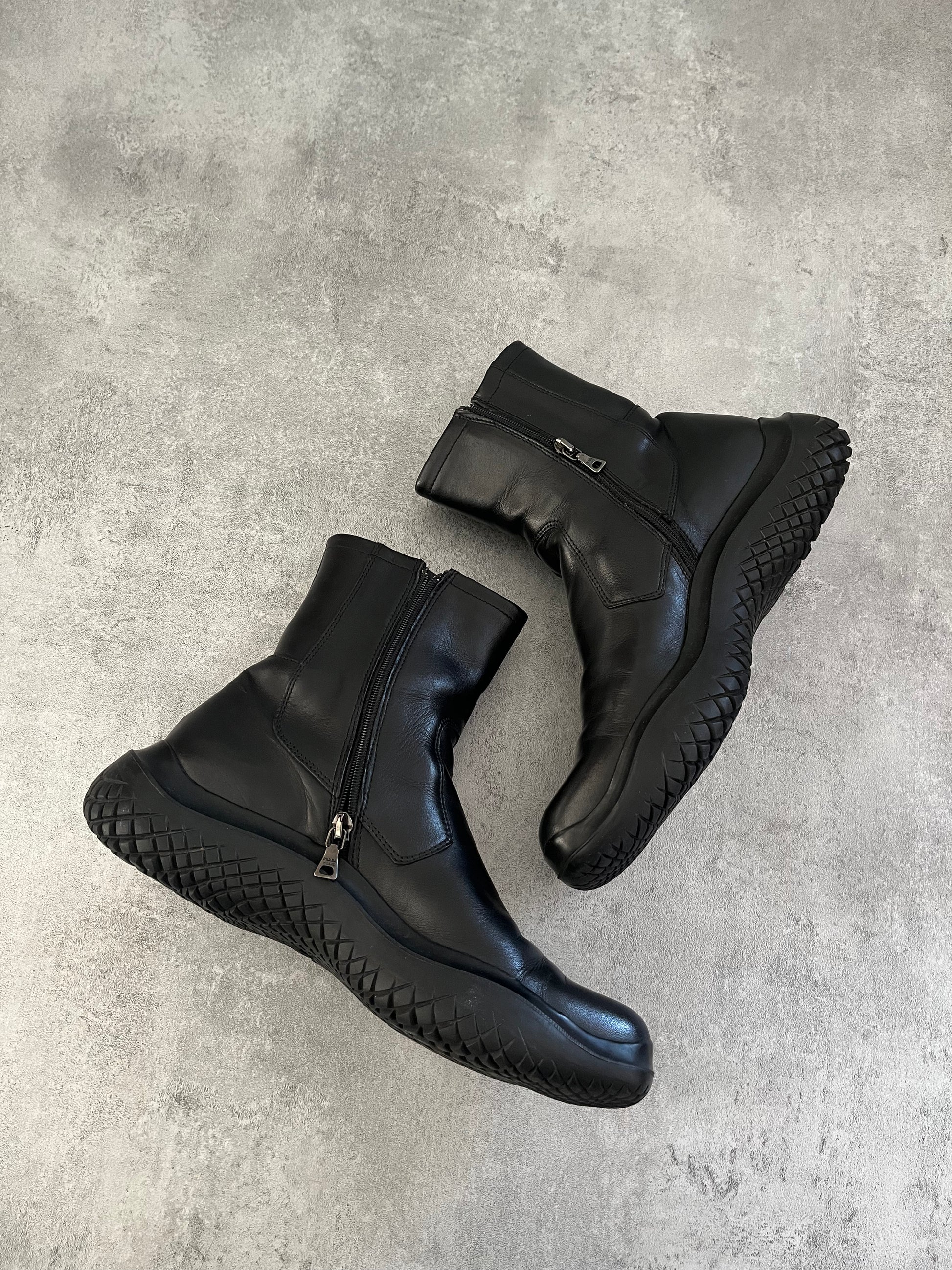 FW1999 Prada Ankle Vibram Leather Boots (40.5eu/us7.5) (40.5) - 4