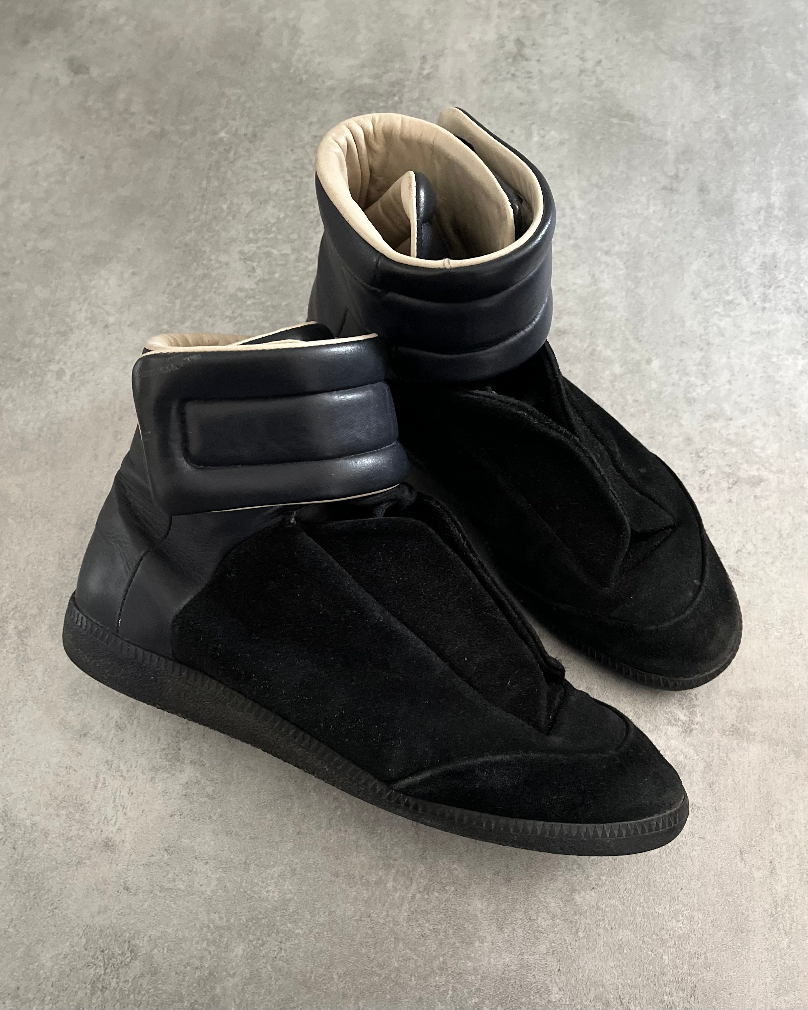 Maison Margiela Future 两色黑色和海军蓝(42eu/us8.5) – Dolce Vita Hub