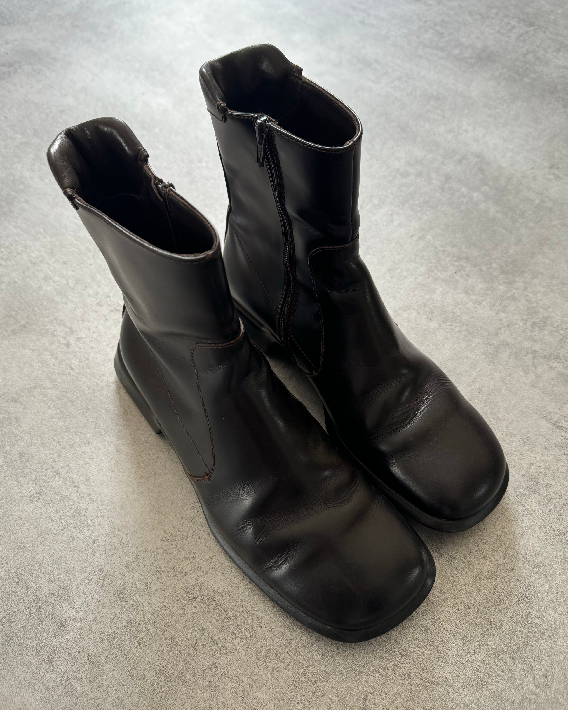 AW1999 Prada Black Premium Leather Boots  (42) - 3